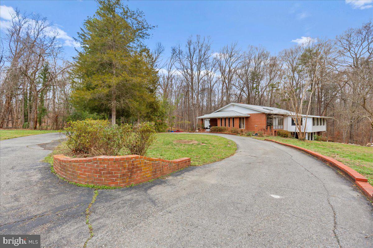 4068 Hanson Road White Plains, MD 20695 - Photo 3 of 48