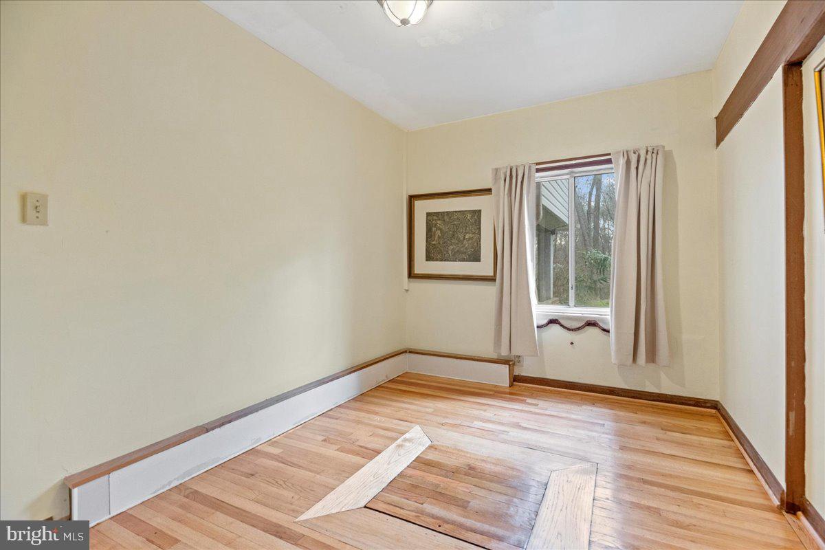 4068 Hanson Road White Plains, MD 20695 - Photo 34 of 48 Office 2