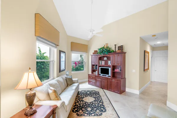 $8,000 | 16850 Colchester Court, Delray Beach, FL 33484