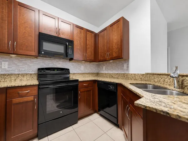 $2,600 | 14161 Southwest 276th Street, Homestead, FL 33032