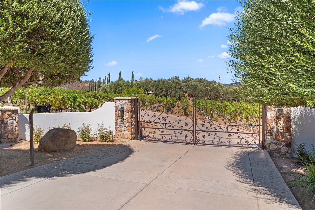36736 Pauba Road Temecula, CA 92592 - Photo 63 of 71 Gallery Image 63