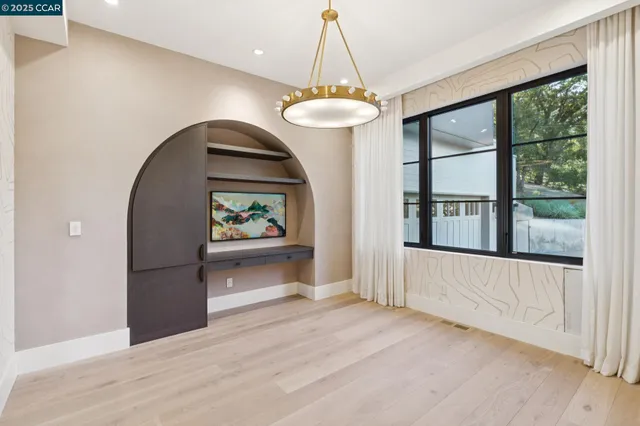 $2,000,000 | 3647 Happy Valley Road, Lafayette, CA 94549