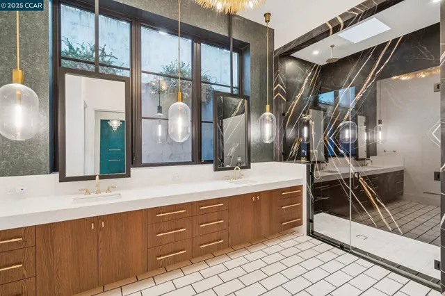 $2,000,000 | 3647 Happy Valley Road, Lafayette, CA 94549