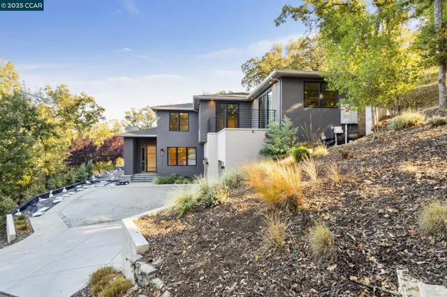 $2,000,000 | 3647 Happy Valley Road, Lafayette, CA 94549