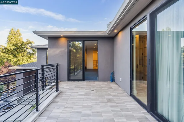 $2,000,000 | 3647 Happy Valley Road, Lafayette, CA 94549