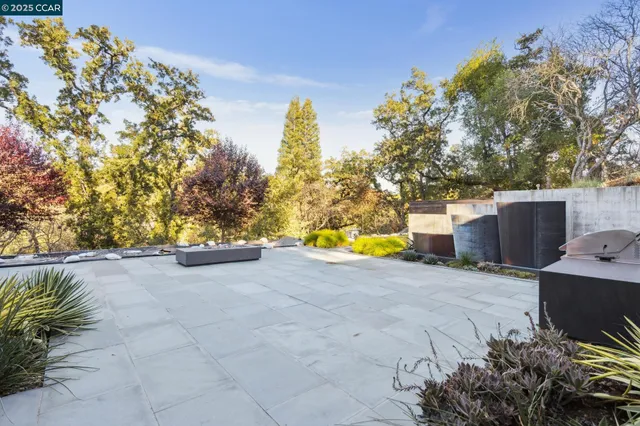 $2,000,000 | 3647 Happy Valley Road, Lafayette, CA 94549