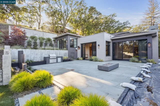 $2,000,000 | 3647 Happy Valley Road, Lafayette, CA 94549