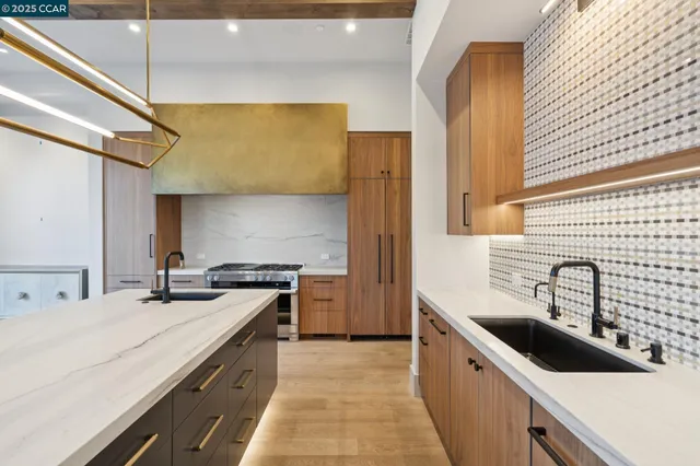 $2,000,000 | 3647 Happy Valley Road, Lafayette, CA 94549