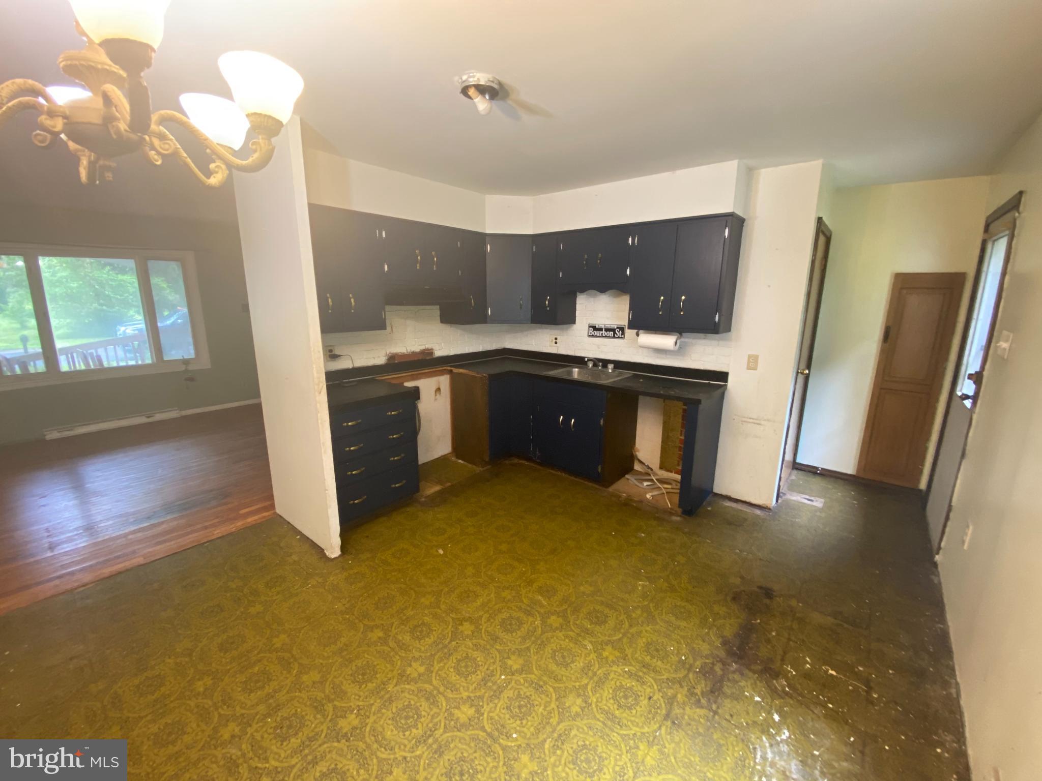 69 Cedar Drive Doylestown, PA 18901 - Photo 10 of 13