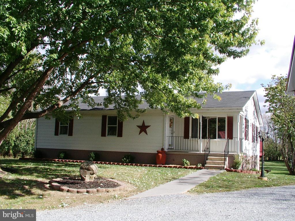 Front of Ranch Home