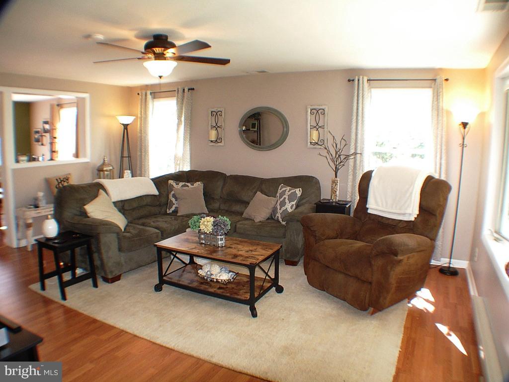 514 Russell Road Berryville, VA 22611 - Photo 17 of 60 Family Room