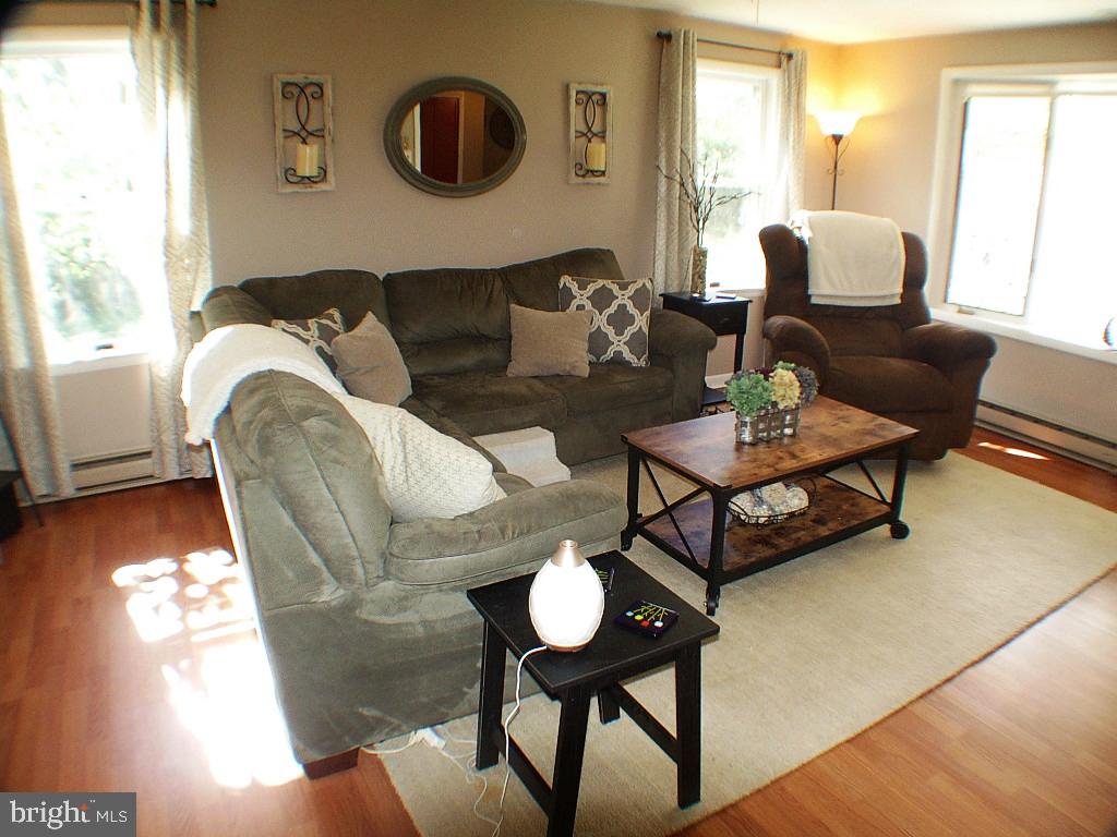 514 Russell Road Berryville, VA 22611 - Photo 18 of 60 Family Room