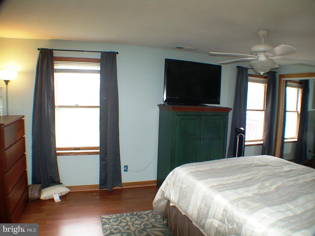 514 Russell Road Berryville, VA 22611 - Photo 26 of 60 Master Bedroom