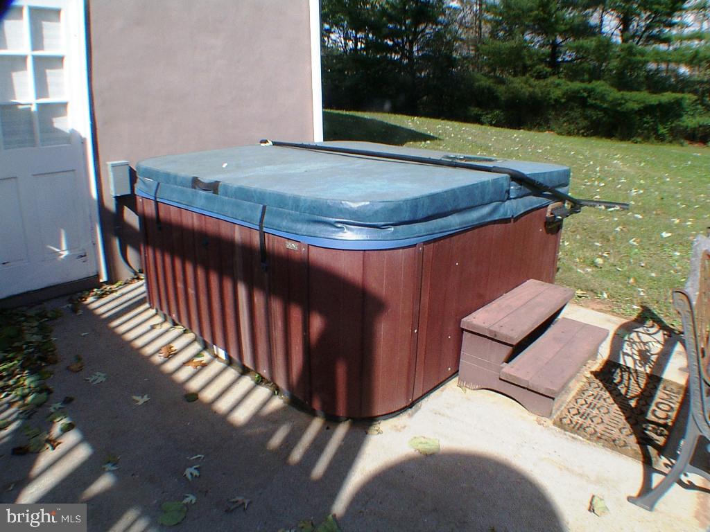 514 Russell Road Berryville, VA 22611 - Photo 48 of 60 Hot Tub