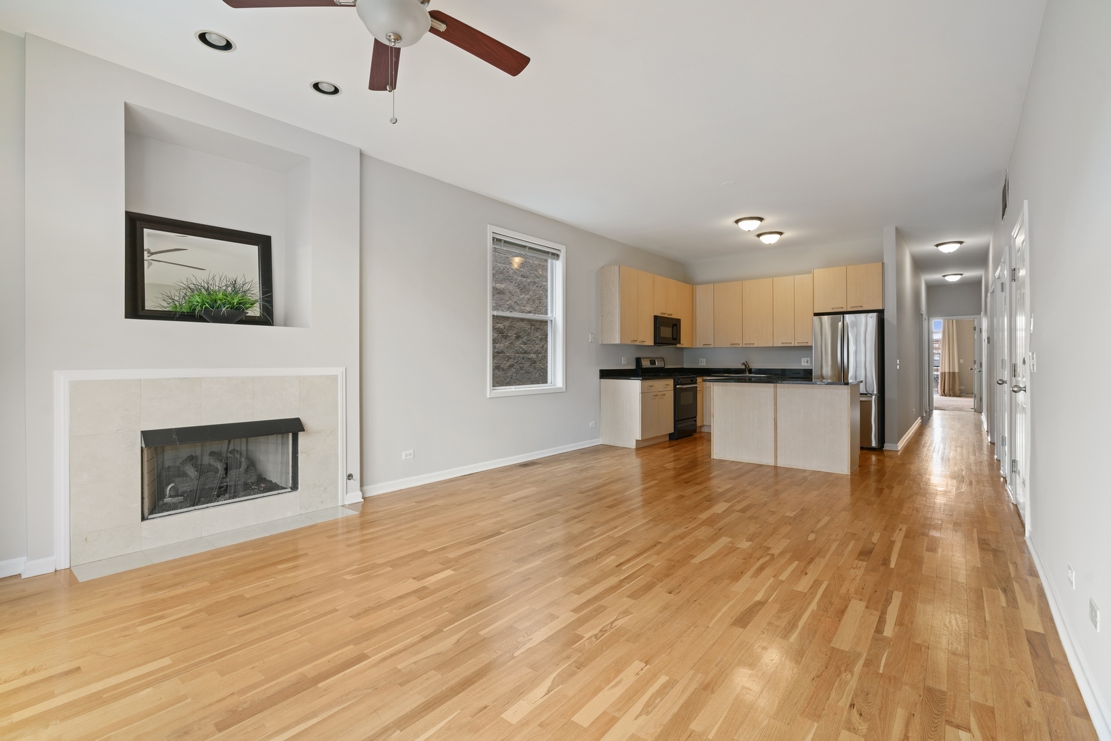 2127 West Rice Street, Unit 3E Chicago, IL 60622 - Photo 2 of 14