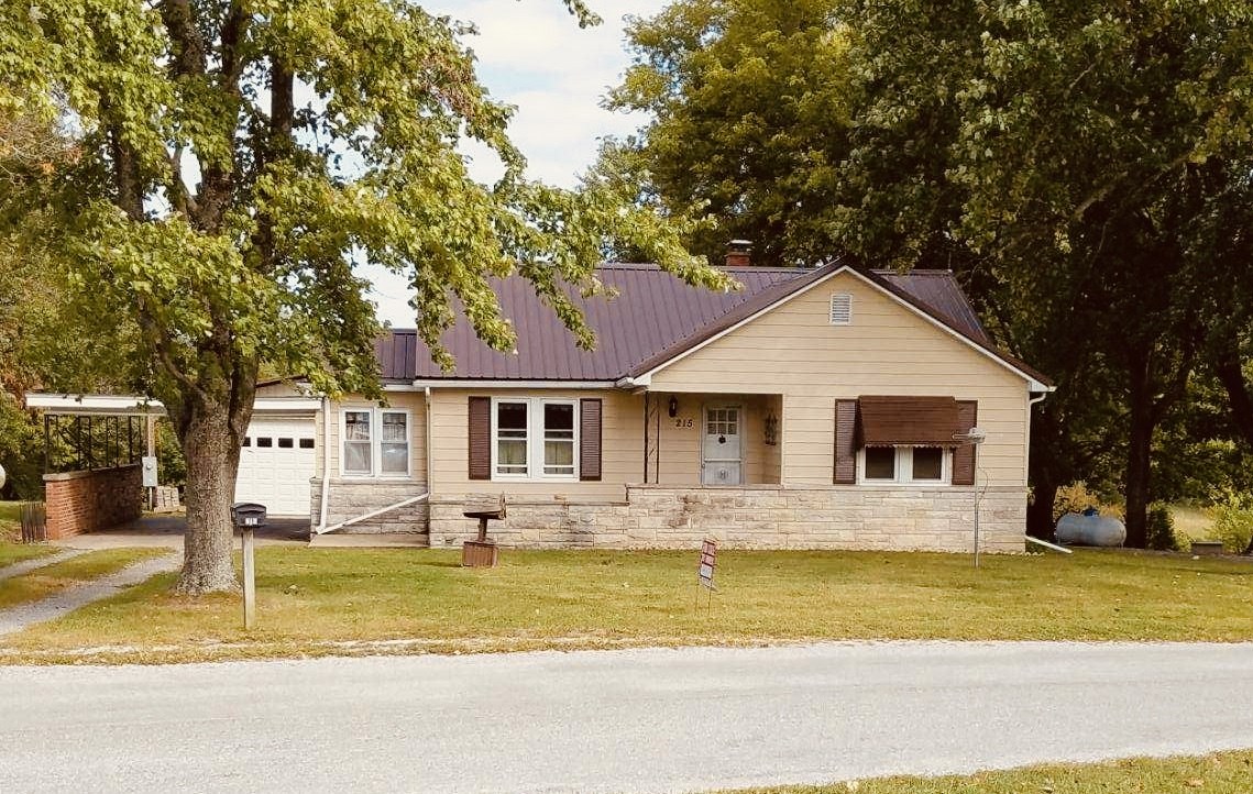 215 Casper Church Road Anna, IL 62906 - Photo 2 of 16 Gallery Image 2