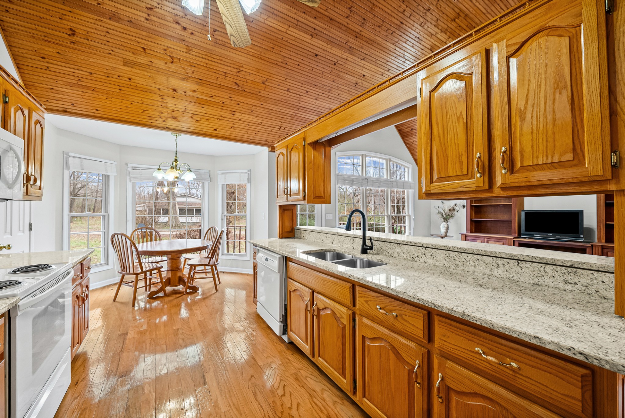 31 Whiteoak Road Stewart, TN 37175 - Photo 11 of 48 Gallery Image 11
