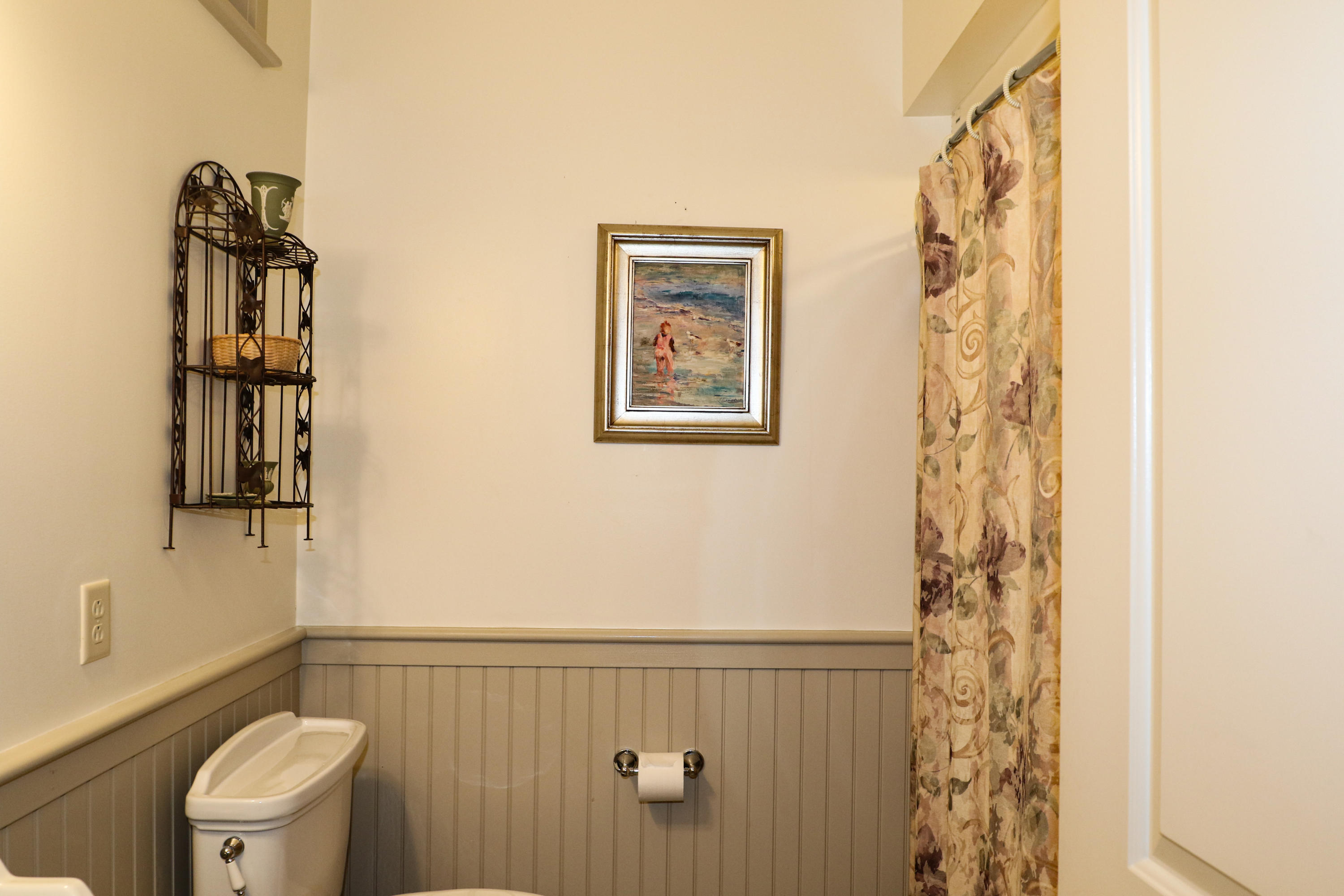 1091 Newbury Neck Road Surry, ME 04684 - Photo 21 of 23 133A3092
