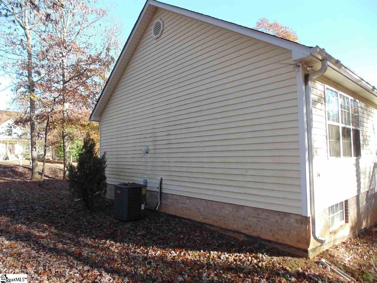 2 Starview Road Travelers Rest, SC 29690 - Photo 4 of 22 Gallery Image 4