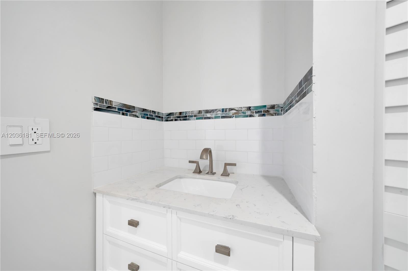7555 Southwest 28th Street Road, Unit A Miami, FL 33155 - Photo 7 of 9