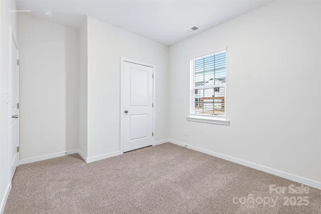 $299,000 | 639 13th Ave Drive Northeast, Hickory, NC 28601