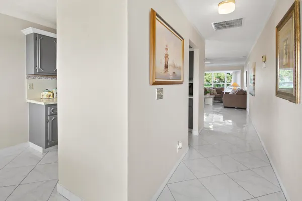 $2,800 | 1001 Flame Vine Avenue, Unit 202, Delray Beach, FL 33445