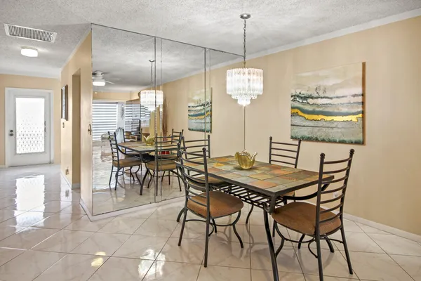 $2,800 | 1001 Flame Vine Avenue, Unit 202, Delray Beach, FL 33445