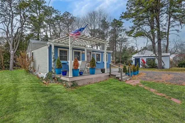 $499,900 | 108 Balsam Road, South Kingstown, RI 02879