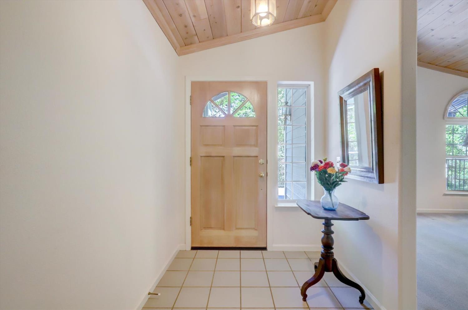 16479 Brewer Road Grass Valley, CA 95949 - Photo 2 of 33 a view of entryway with wooden floor
