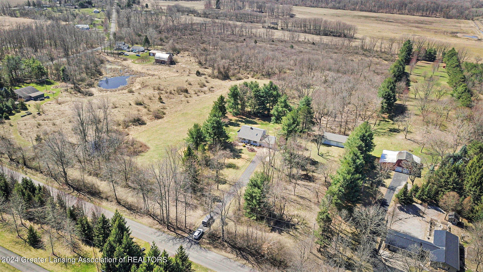 721 Wolverine Road Mason, MI 48854 - Photo 28 of 40 034_dji_0801