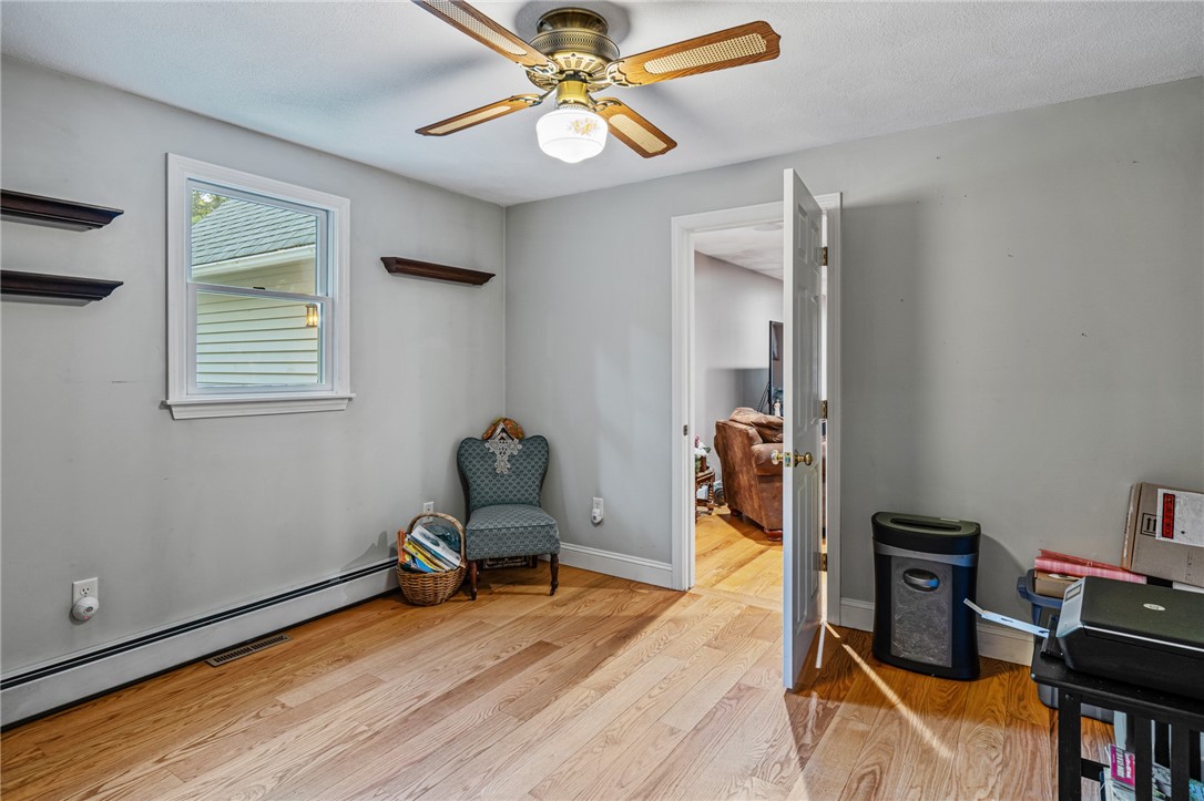 6025 Flat River Road Coventry, RI 02827 - Photo 18 of 36