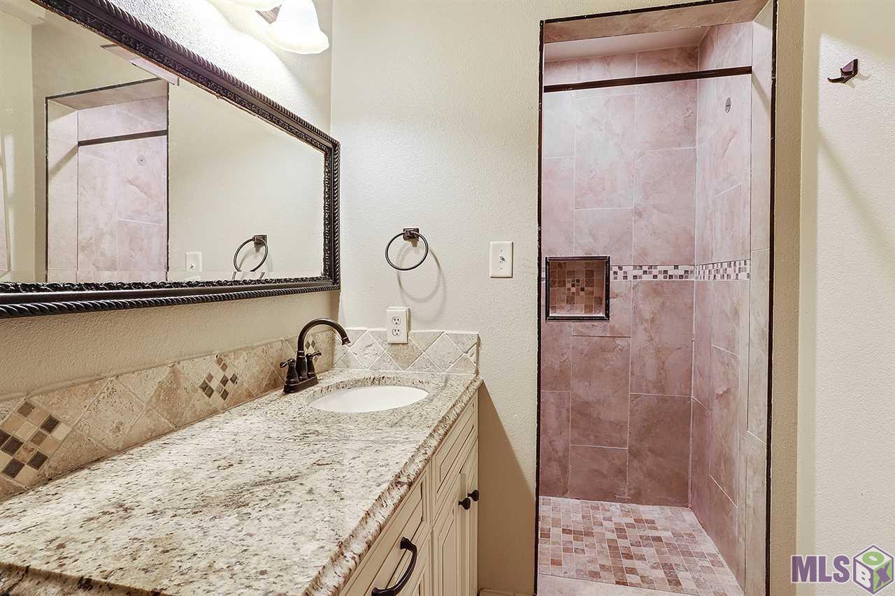 10490 Buxton Road St. Amant, LA 70774 - Photo 10 of 16 Gallery Image 10