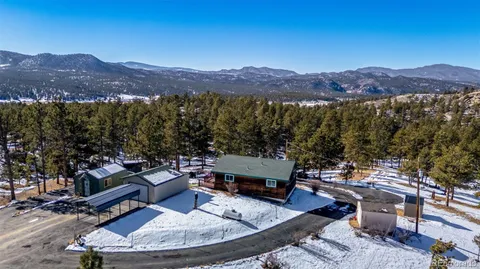 a view of a terrace with sitting area