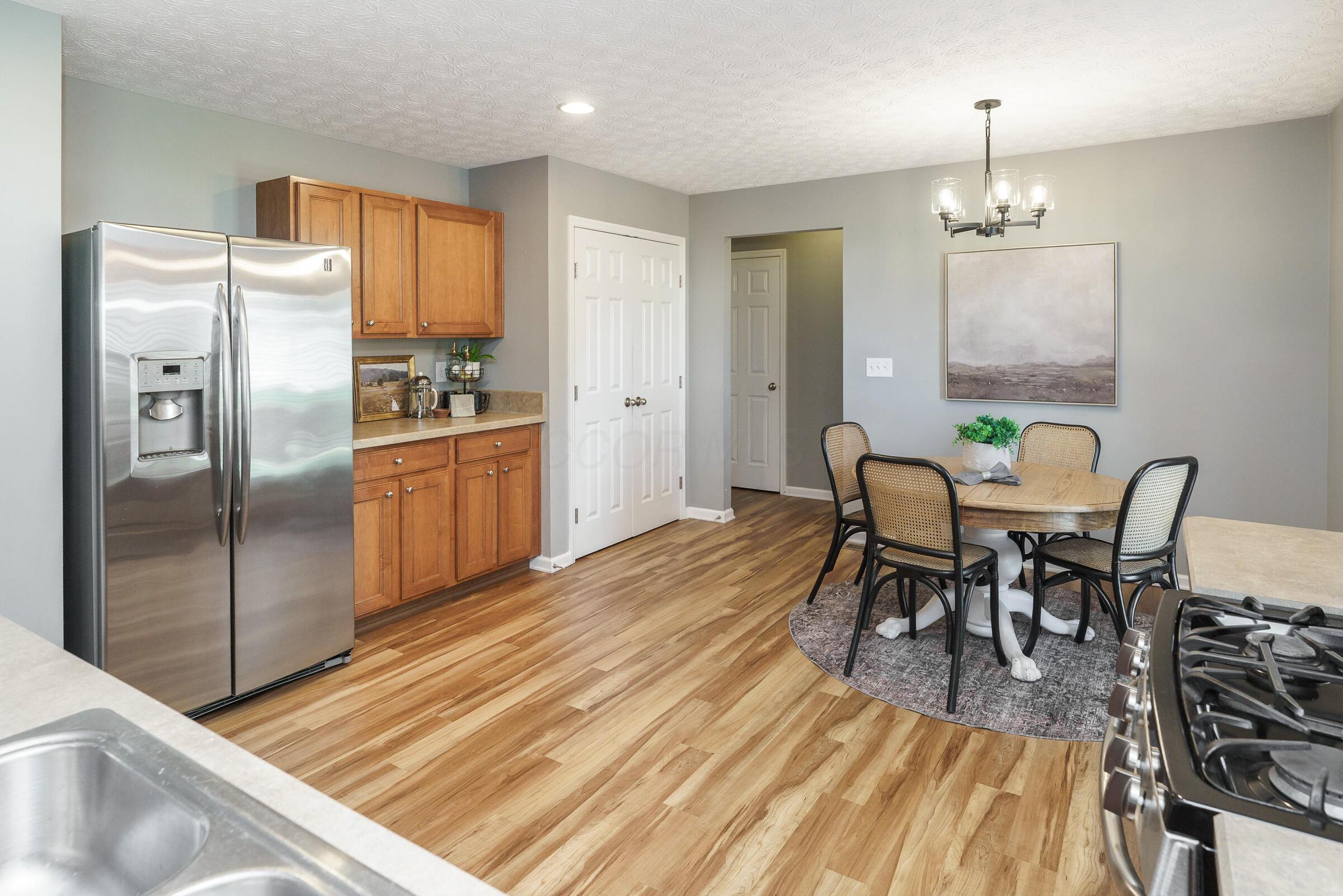 124 Stockard Loop Delaware, OH 43015 - Photo 14 of 54 Eating Area