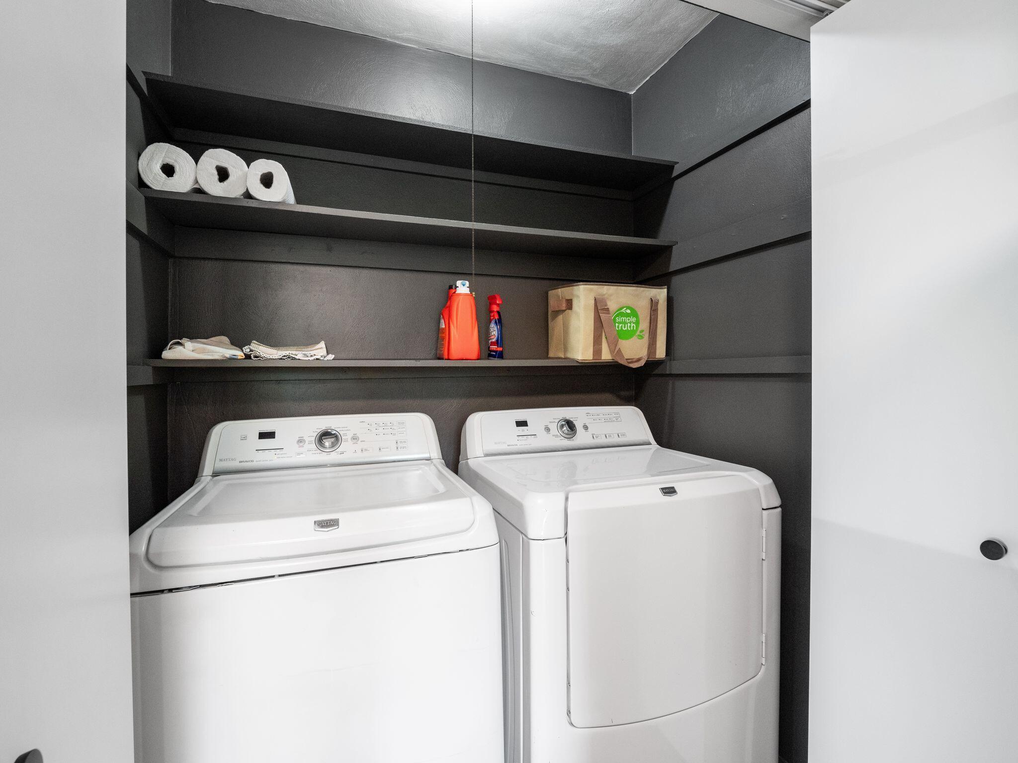 1701 Glendon Road Salem, VA 24153 - Photo 19 of 43 a utility room with dryer and washer