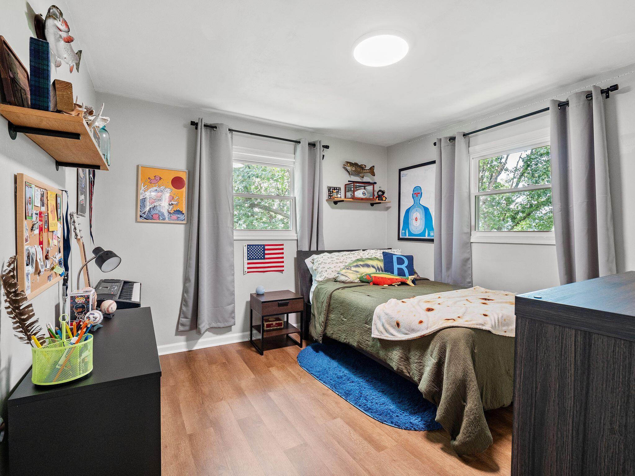 1701 Glendon Road Salem, VA 24153 - Photo 31 of 43 a bedroom with a bed and a window