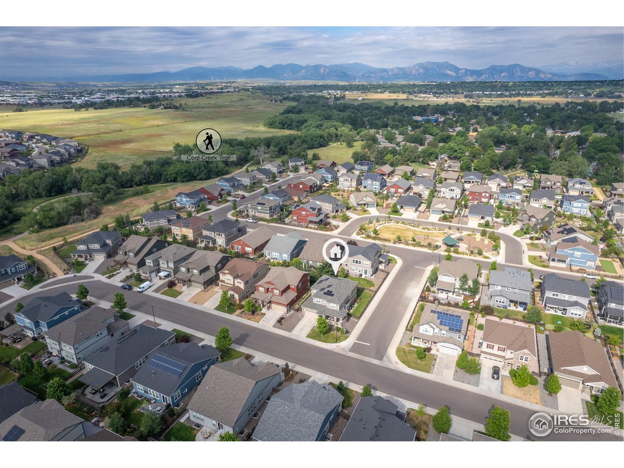 803 Old Wagon Trail Circle Lafayette, CO 80026 - Photo 27 of 30 a view of city and ocean