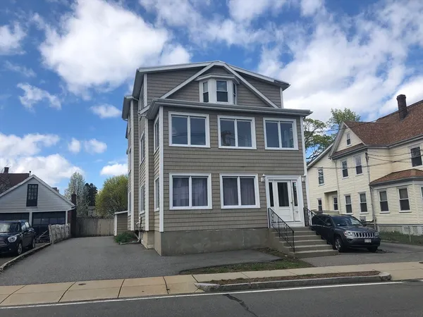 $3,200 | 19-21 Maple Street, Unit 3, Belmont, MA 02478