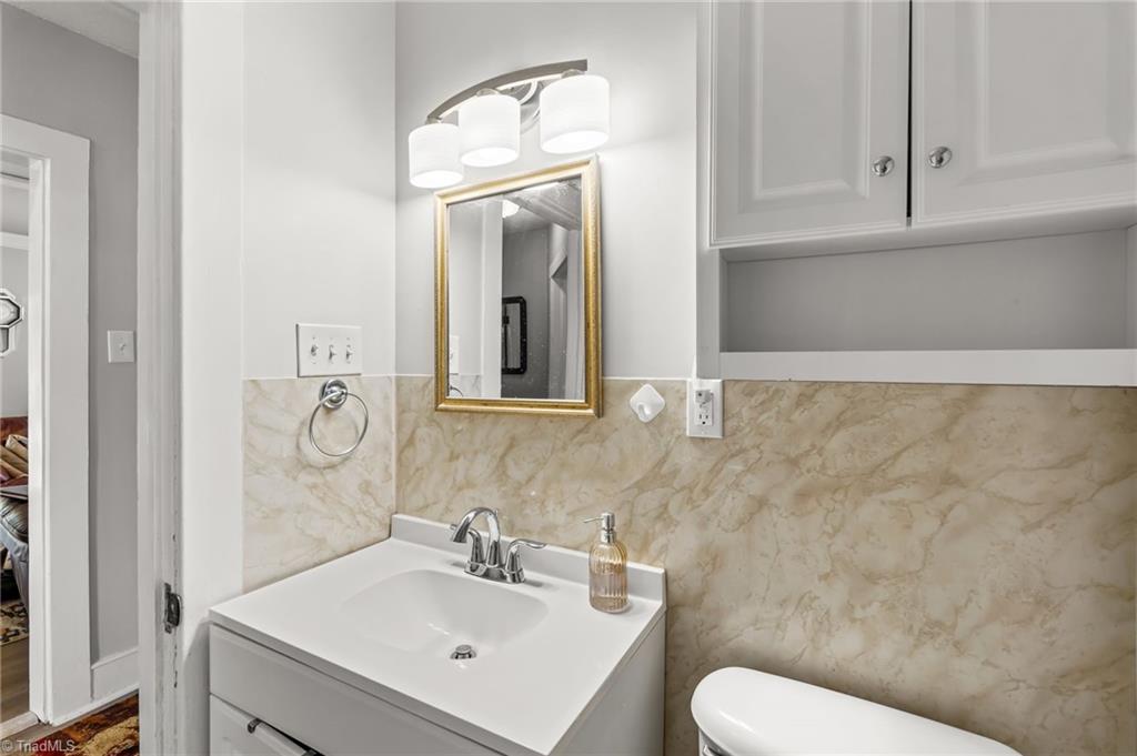 606 Cedar Street Eden, NC 27288 - Photo 23 of 38