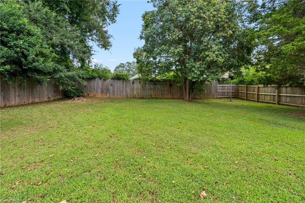 606 Cedar Street Eden, NC 27288 - Photo 28 of 38