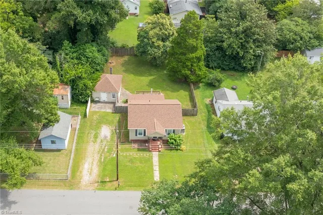 $169,000 | 606 Cedar Street, Eden, NC 27288