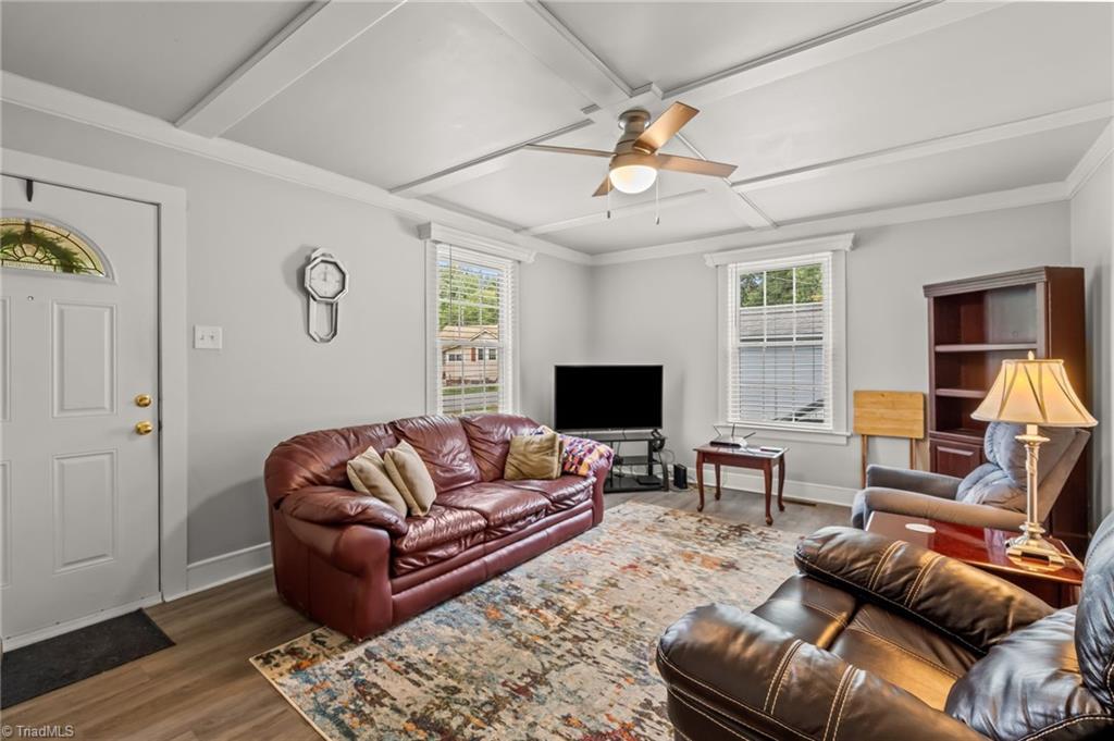 606 Cedar Street Eden, NC 27288 - Photo 8 of 38