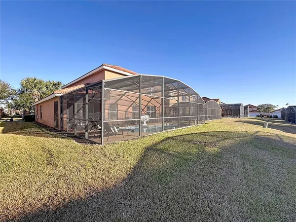 $3,300 | 217 Sevilla Avenue, Davenport, FL 33897