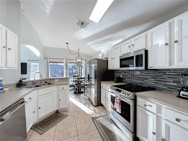 $3,300 | 217 Sevilla Avenue, Davenport, FL 33897