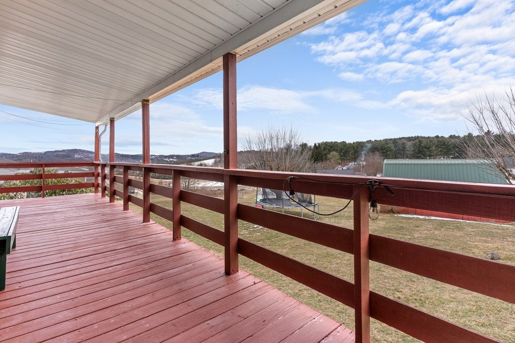 1723 Cliffview Road Galax, VA 24333 - Photo 27 of 32 Gallery Image 27