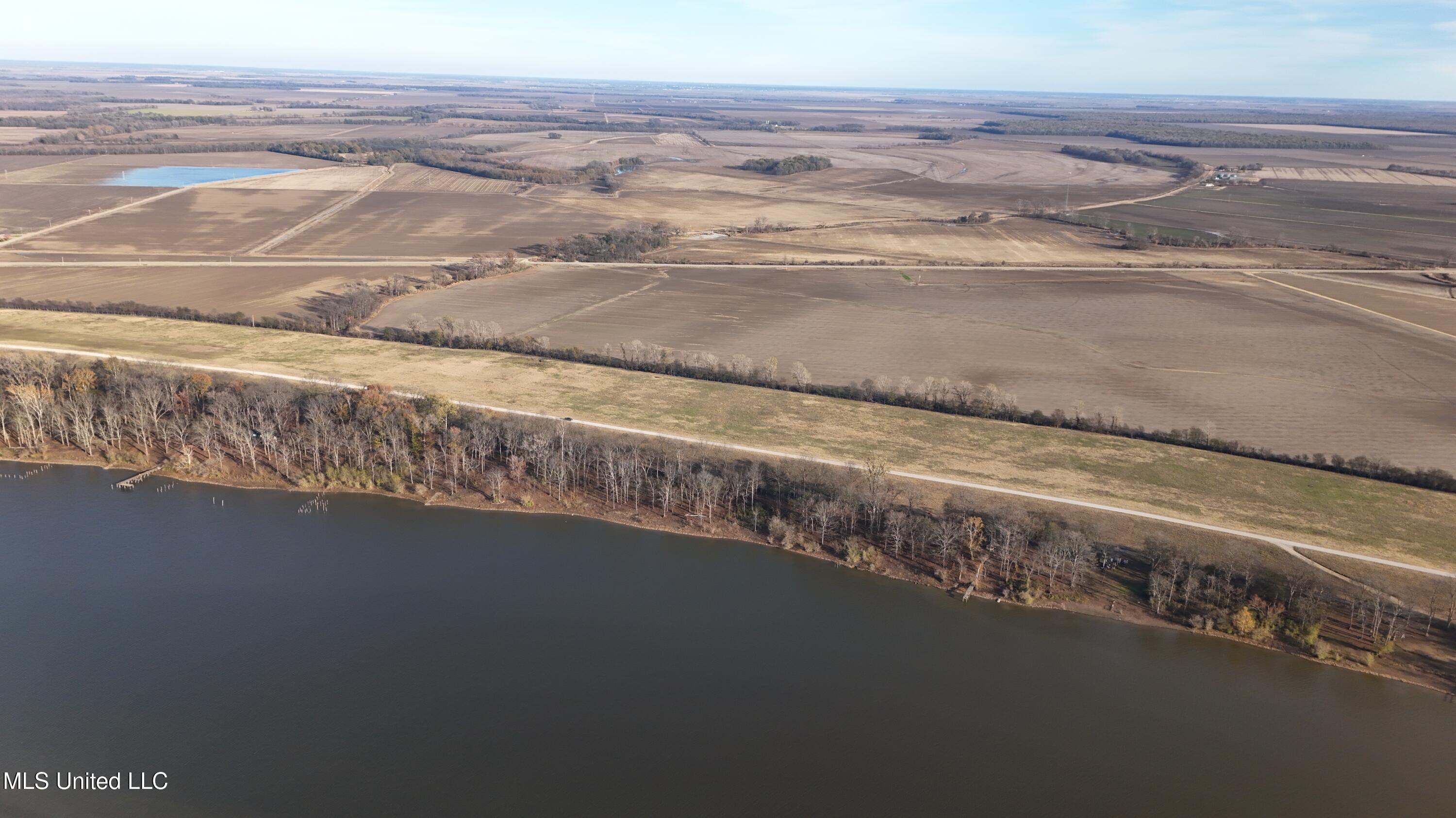 72 Loyd Road Beulah, MS 38726 - Photo 12 of 27 DJI_20251211160906_0147_D