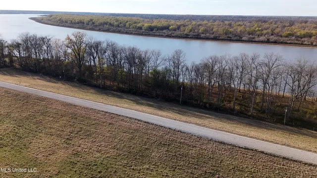 $30,000 | 72 Loyd Road, Beulah, MS 38726