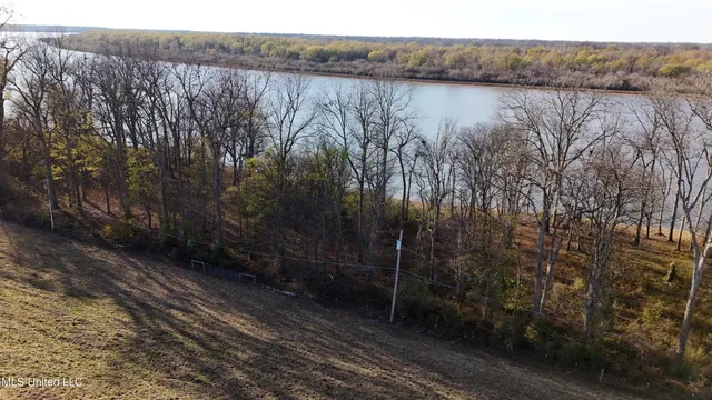 $30,000 | 72 Loyd Road, Beulah, MS 38726