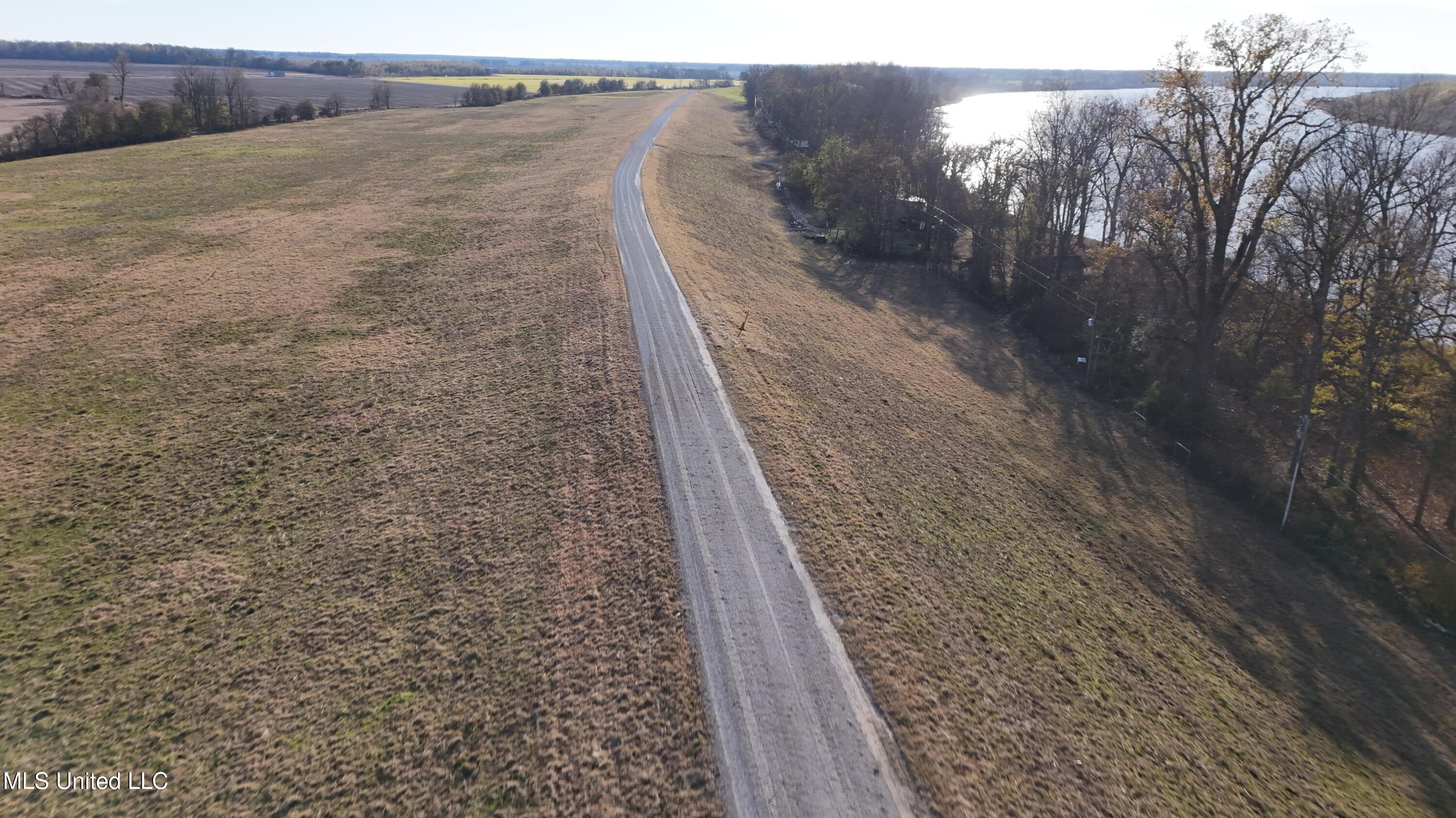 72 Loyd Road Beulah, MS 38726 - Photo 17 of 27 DJI_20251211161241_0152_D