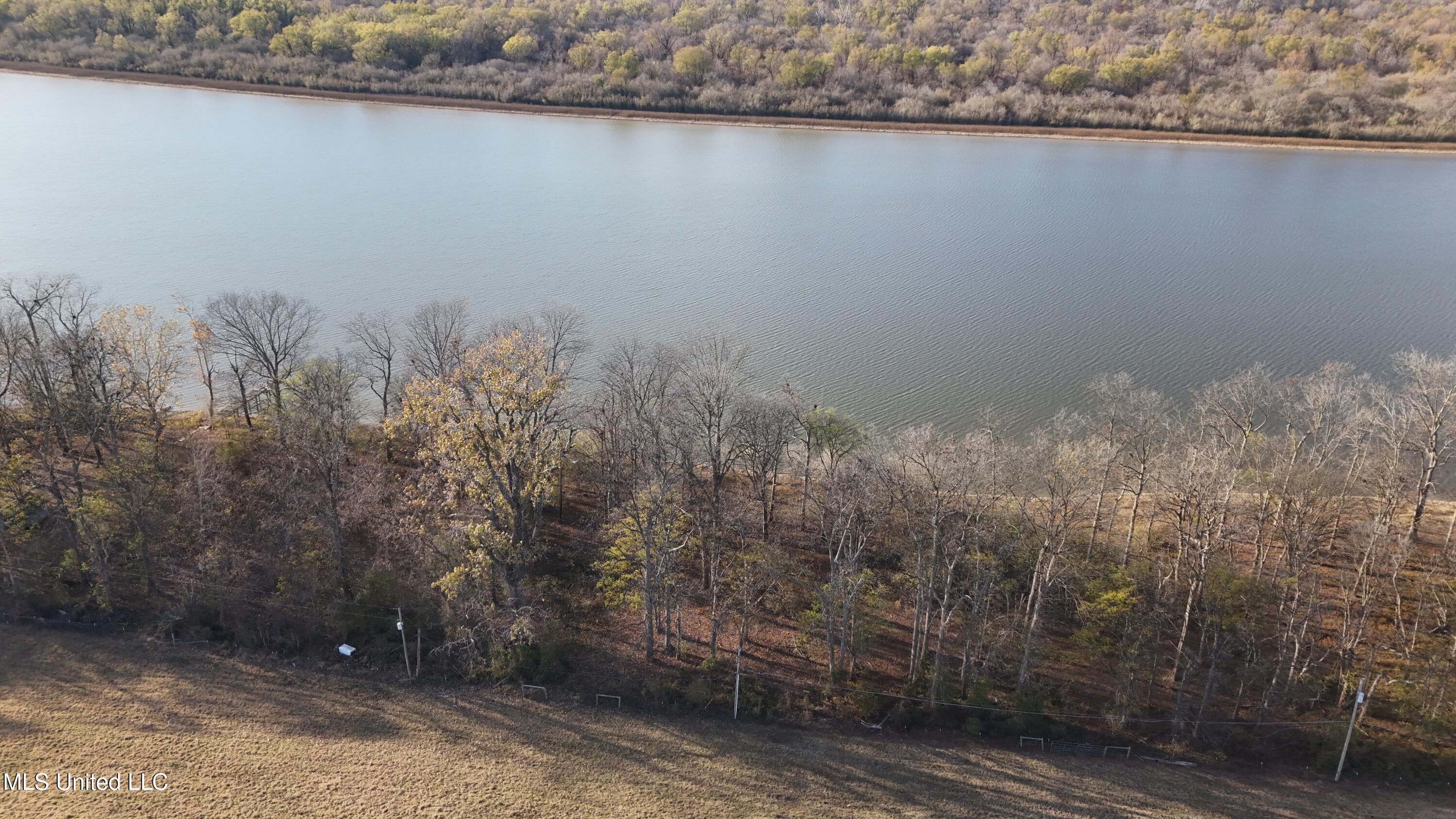 72 Loyd Road Beulah, MS 38726 - Photo 2 of 27 DJI_20251211160542_0136_D